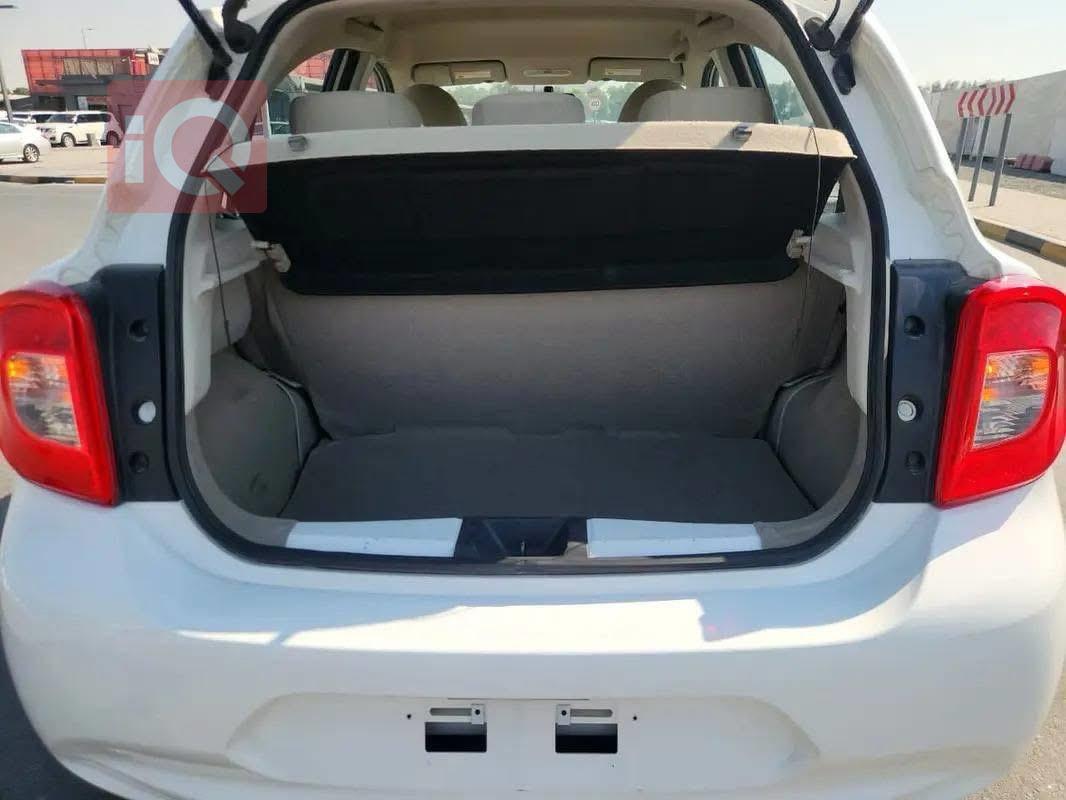 نيسان ميكرا